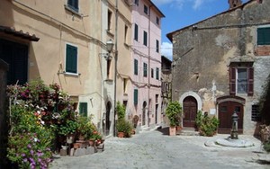 Borghi da visitare nei pressi del'agricampeggio naturista: Bolgheri